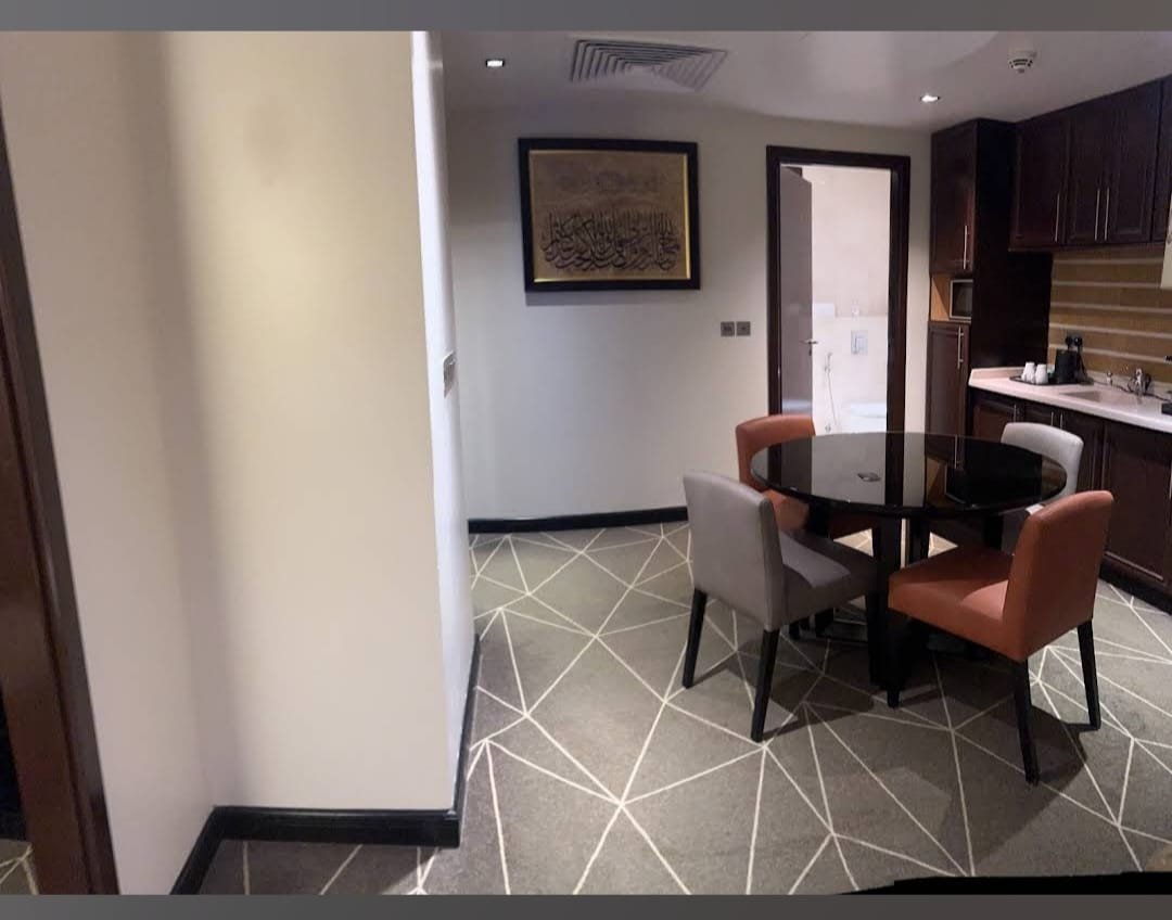 Pullman Zamzam Hotel - Image 10